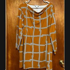 Liz Claiborne Tunic Top NWOT